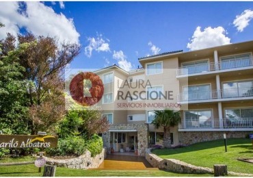 DEPARTAMENTO EN EDIFICIO ALBATROS EN CARILO (C)