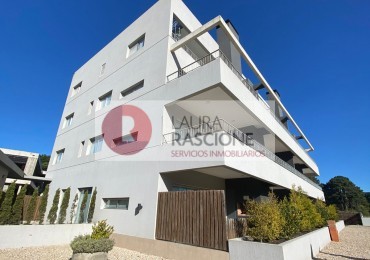 DEPARTAMENTO EN EDIFICIO NAYADES